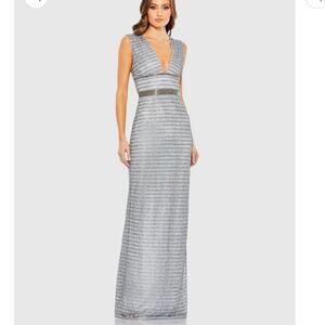 Mac Duggal Silver Beaded Cap Sleeve V Neck Column Gown maxi dress size 8 UB